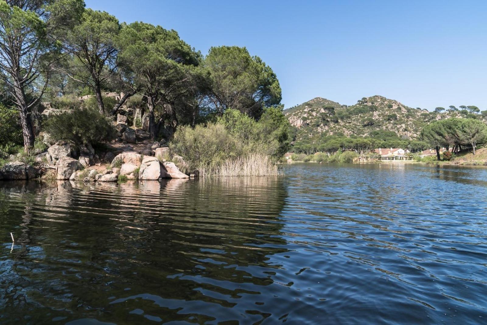 Casa Las Terrazas Del Lago Alojamiento Rural Cordoba Luaran gambar